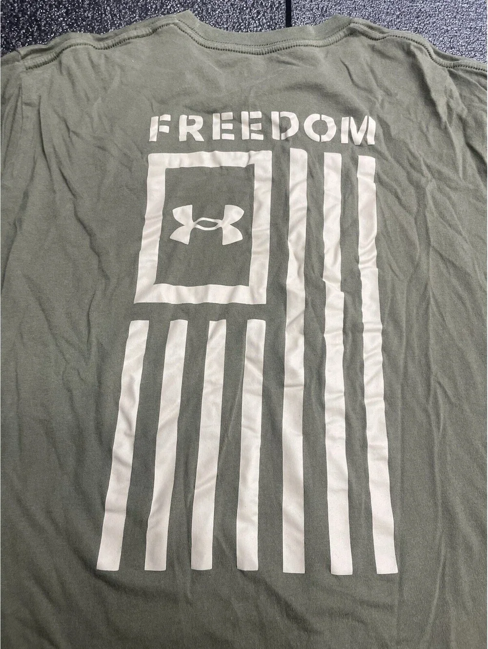 Under Armour Loose Freedom Short Sleeve T Shirt Mens L Green